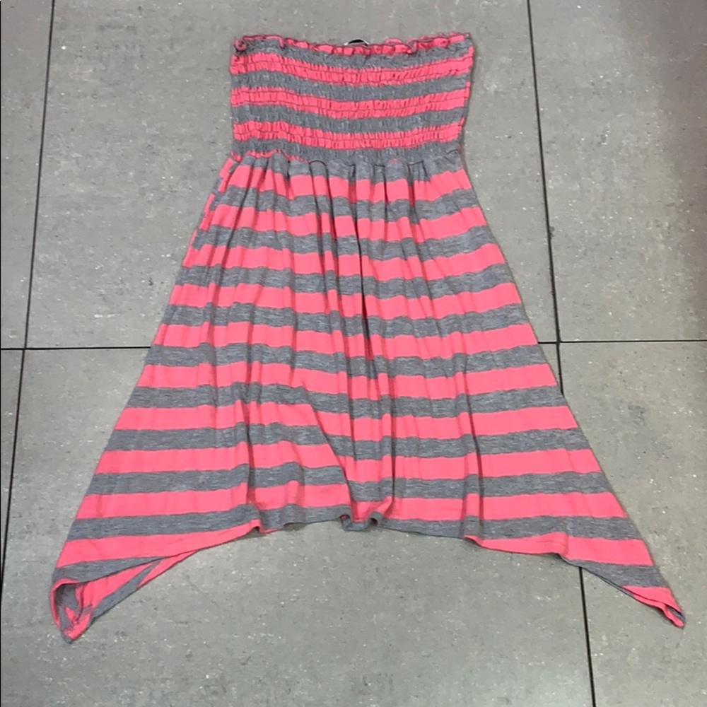 Bright pink and grey strapless top